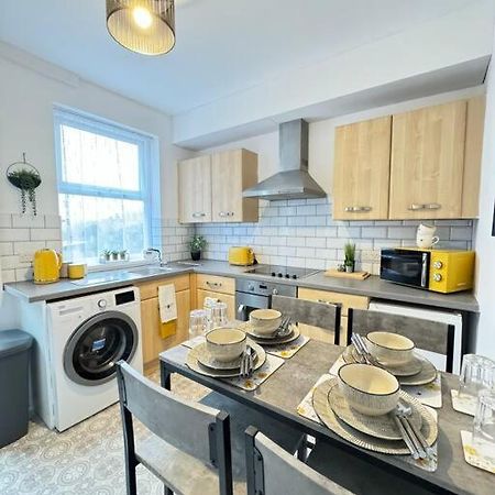 Cosy Home In Barnsley Centre Bagian luar foto