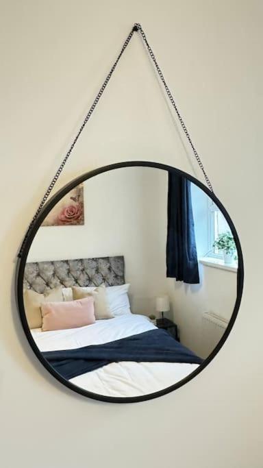 Cosy Home In Barnsley Centre Bagian luar foto