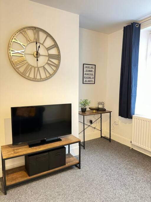 Cosy Home In Barnsley Centre Bagian luar foto